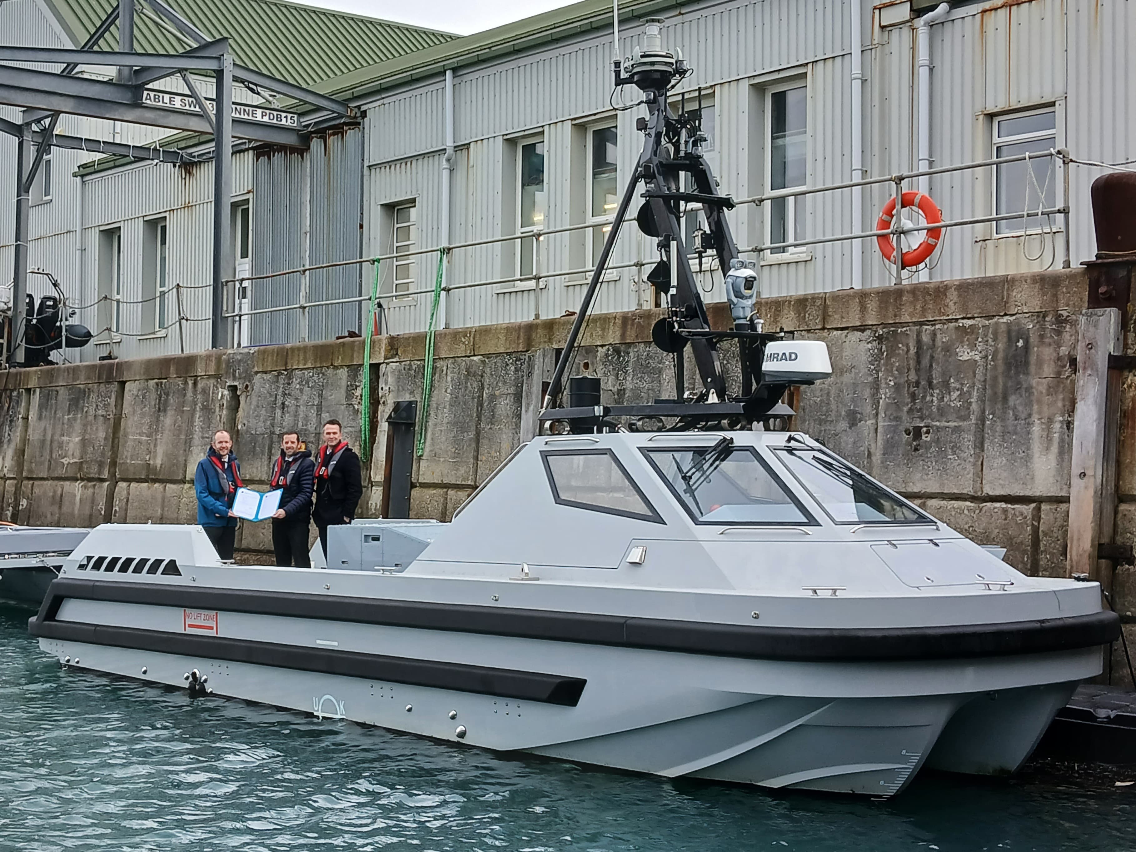 Lloyd's Register awards Atlas Elektronik UK the first UMS certificate issued to a naval minehunter