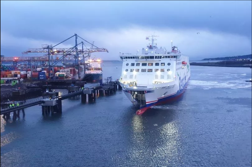 Royal HaskoningDHV improves vessel safety for Belfast Harbour with Twinn software