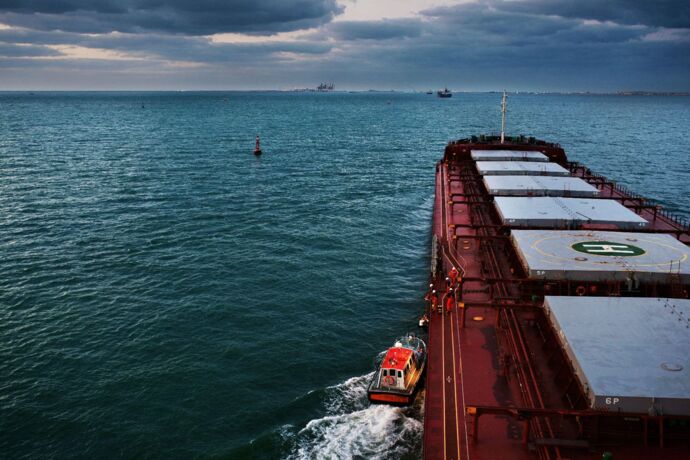 OceanWise and Peel Ports Enhance Pilot Safety with Real-Time Wave Data Integration.jpg